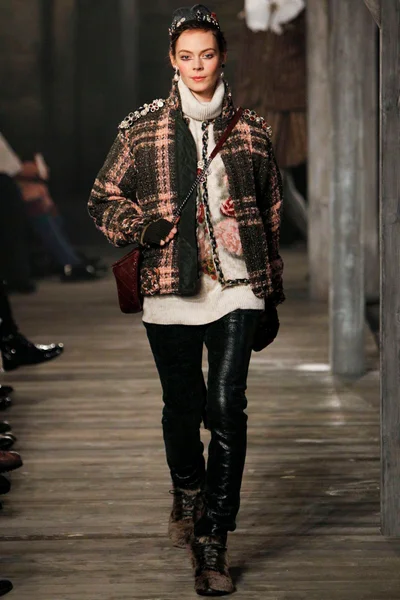 Look 42